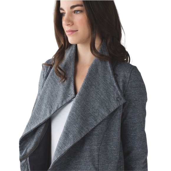 Lululemon That's A Wrap - Picture 4 of 16